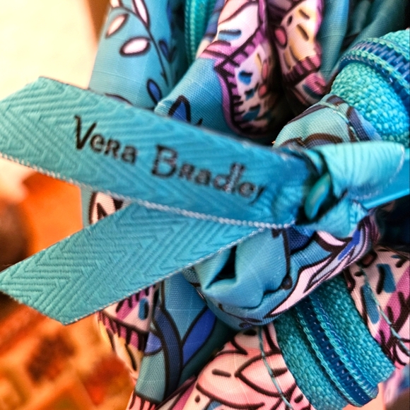 Vera Bradley peacock garden large expandable back sack duffle - Picture 3 of 6